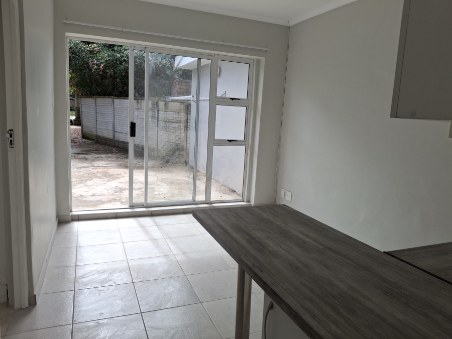 To Let 2 Bedroom Property for Rent in Gonubie Eastern Cape